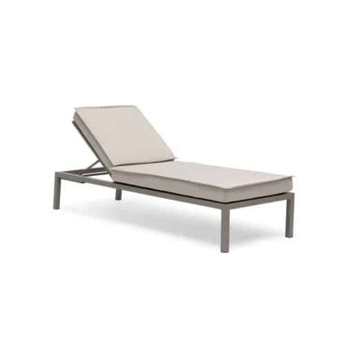 Hillerstorp Jet Set Solsäng Beige