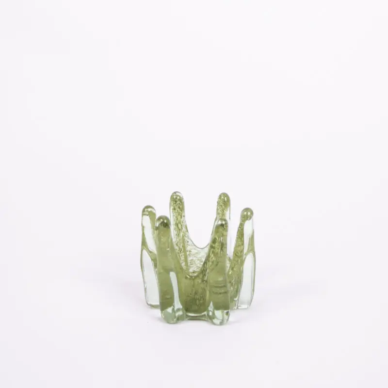 Olsson & Jensen Ljuslykta Helix olivgrön 10,5 cm