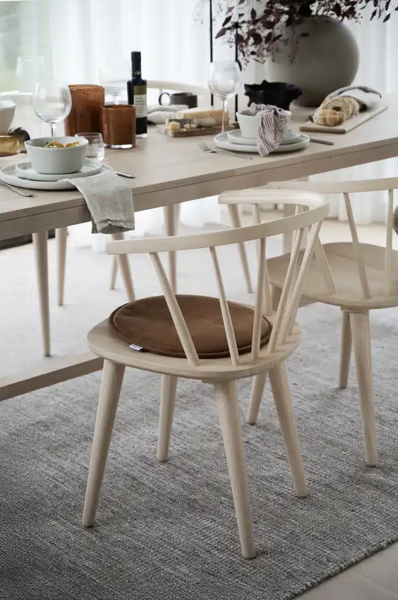 Rowico Fulton sittdyna Ø38 cm – Brun lädertextil - Bild 3