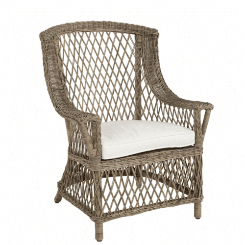 Artwood Estelle karmstol i rotting Kubu Slim Grey med armstöd och off white dyna