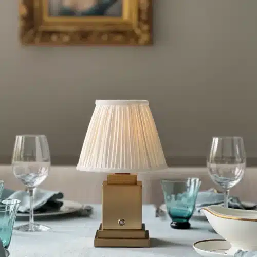 House of Firefly - Vit veckad lampskärm