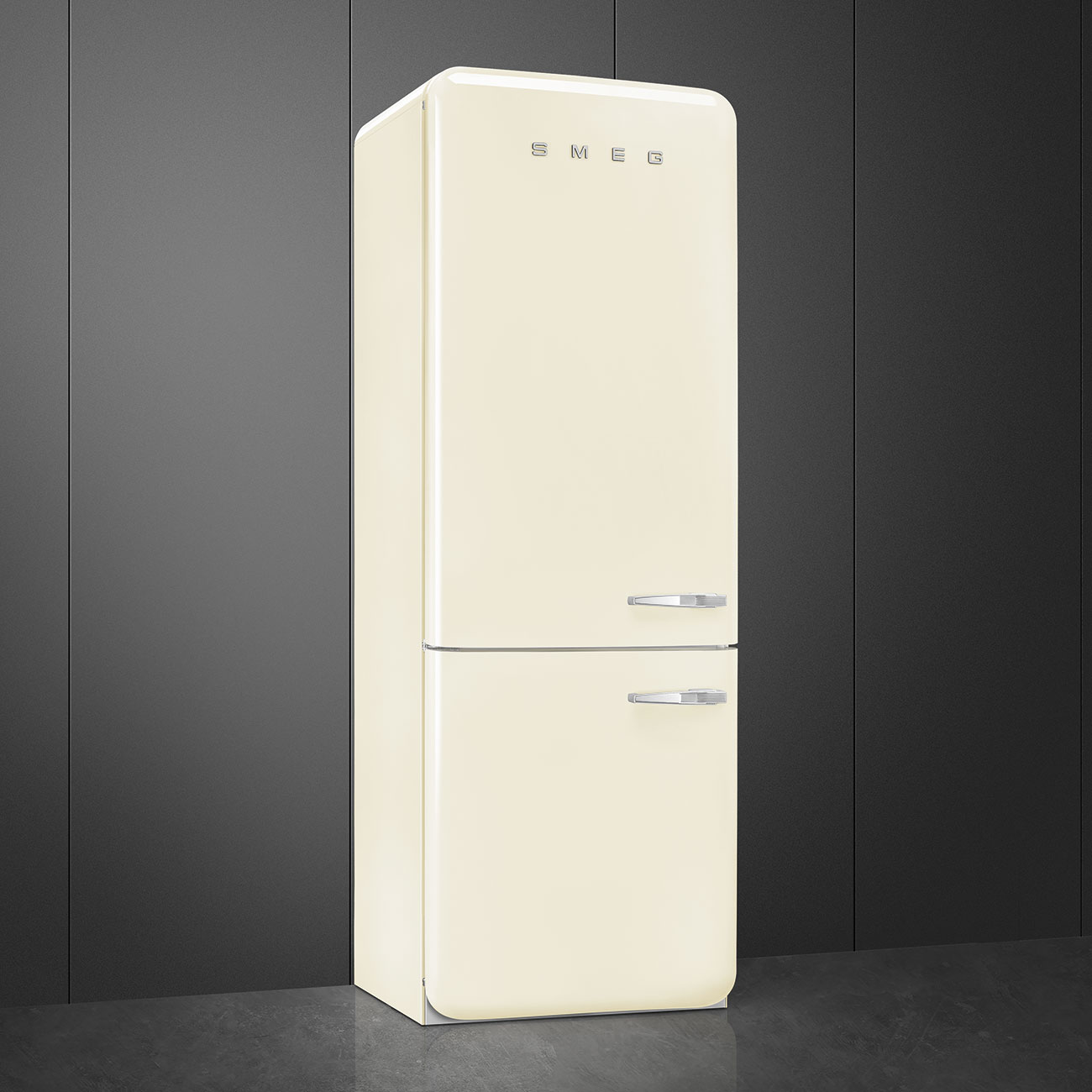 Smeg Kombinerad Kyl/Frys Creme – 50's Style - Bild 4