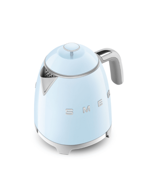 Smeg Mini Vattenkokare 0,8 Liter Pastellblå – 50’s Style - Bild 5